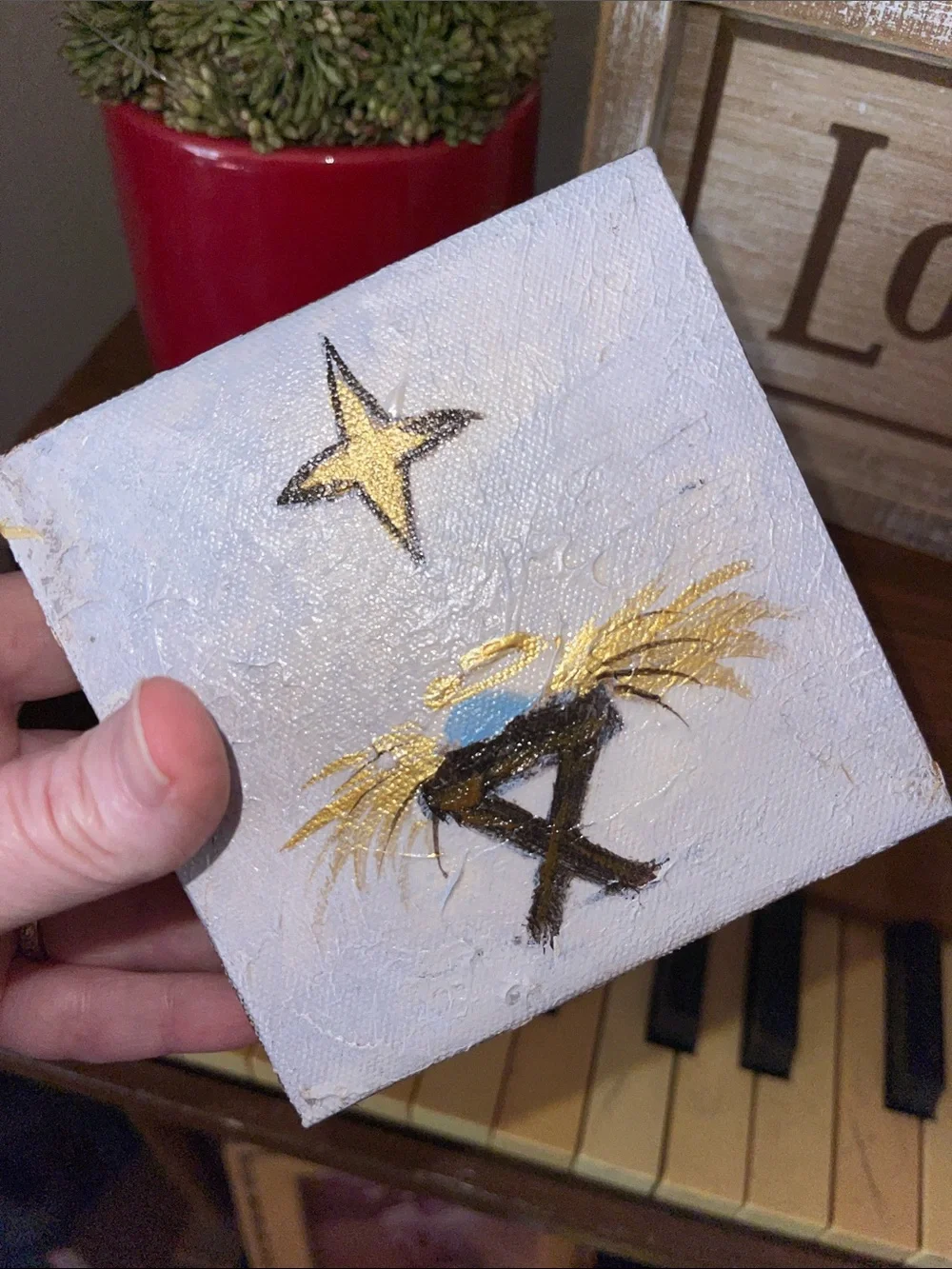 Hand-Painted White & Gold Nativity Manger Canvas - Home Holiday Décor